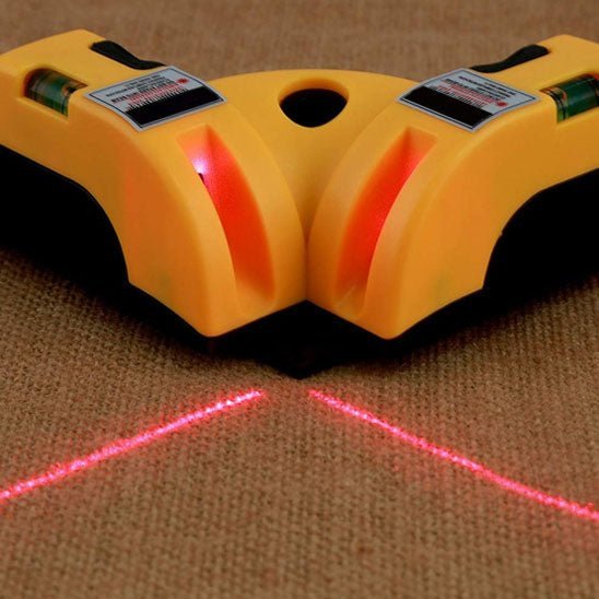Niveau laser lignes 90°, murs et sols précis et ergonomique - BRICOGARAGE